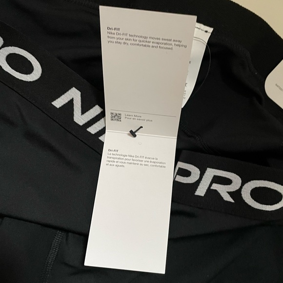 NWT Nike Pro 365 Women's High-Waisted 7" Shorts Size Large 12-14 Black Sport Gym - Picture 6 of 7